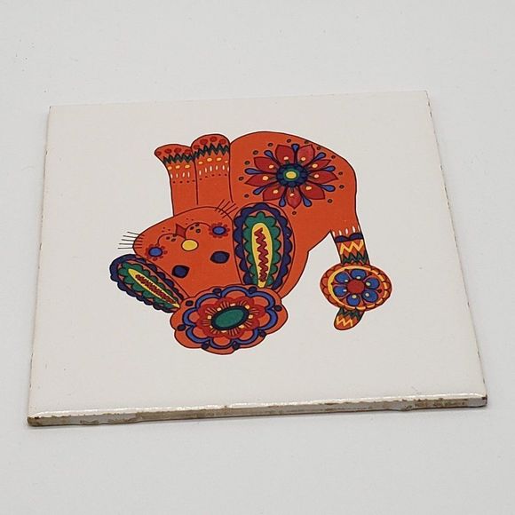 AK Kaiser Vintage German 1970s Colourful Dog Design Porcelain Tile or Trivet - Picture 3 of 10